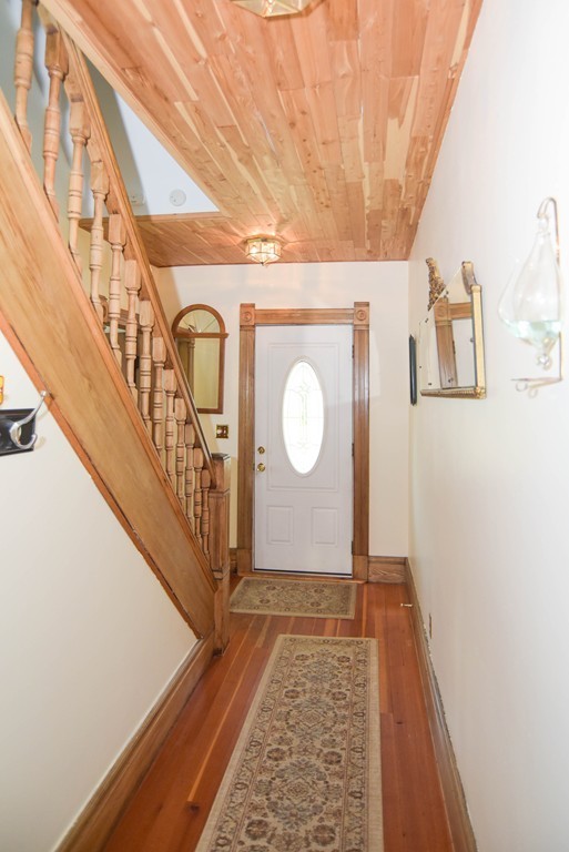 72 Ashley Street West Springfield, MA 01089 - Photo 5 of 30 Gallery Image 5