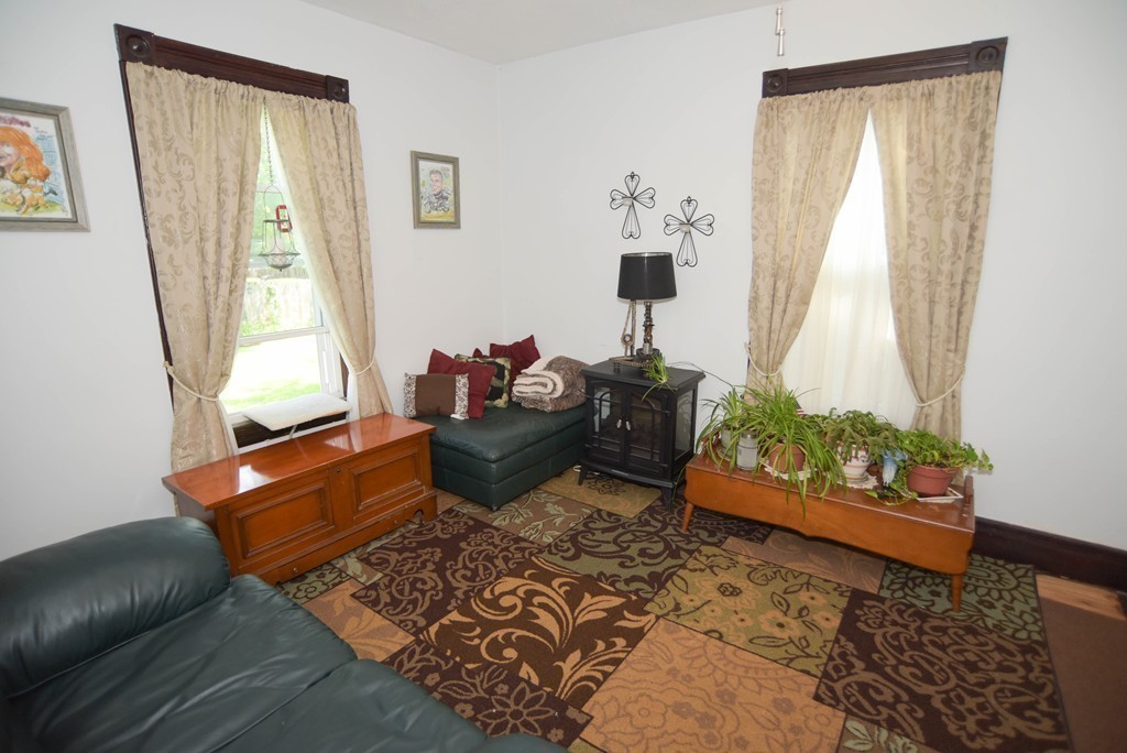 72 Ashley Street West Springfield, MA 01089 - Photo 10 of 30 Gallery Image 10