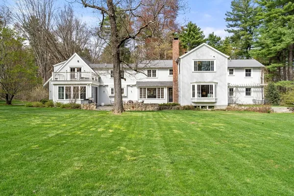 $4,000,000 | 10 Main Street, Dover, MA 02030