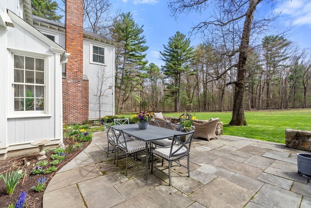10 Main Street Dover, MA 02030 - Photo 35 of 42