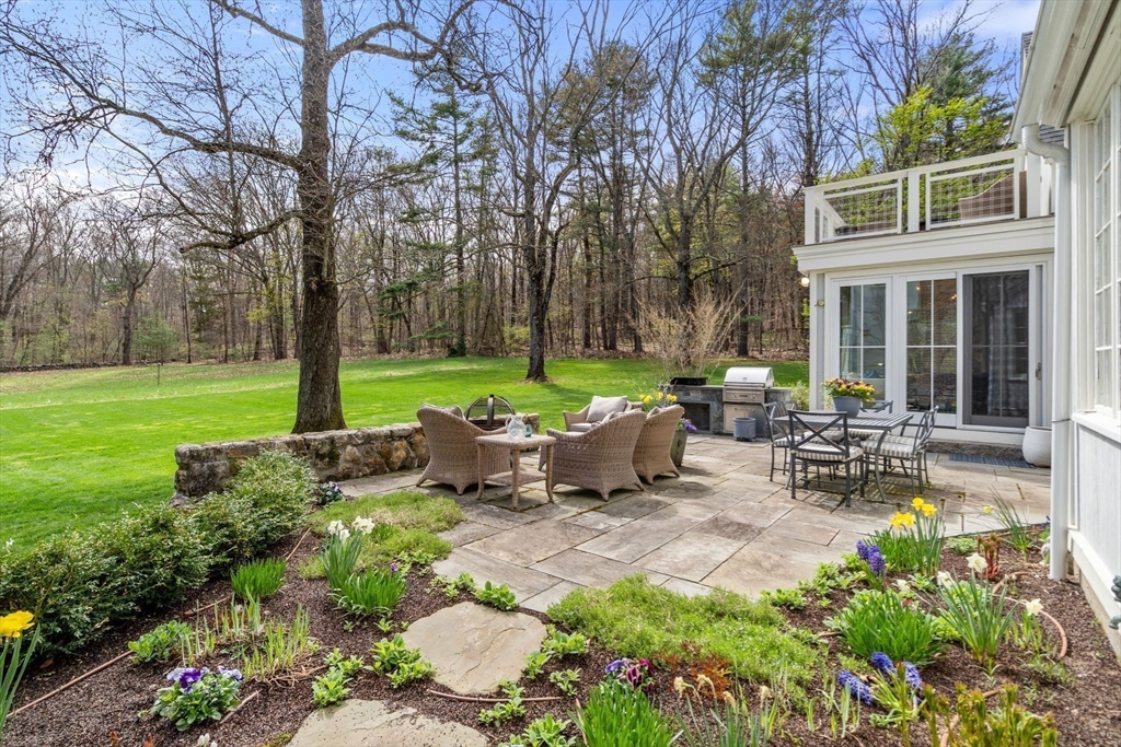 10 Main Street Dover, MA 02030 - Photo 5 of 42