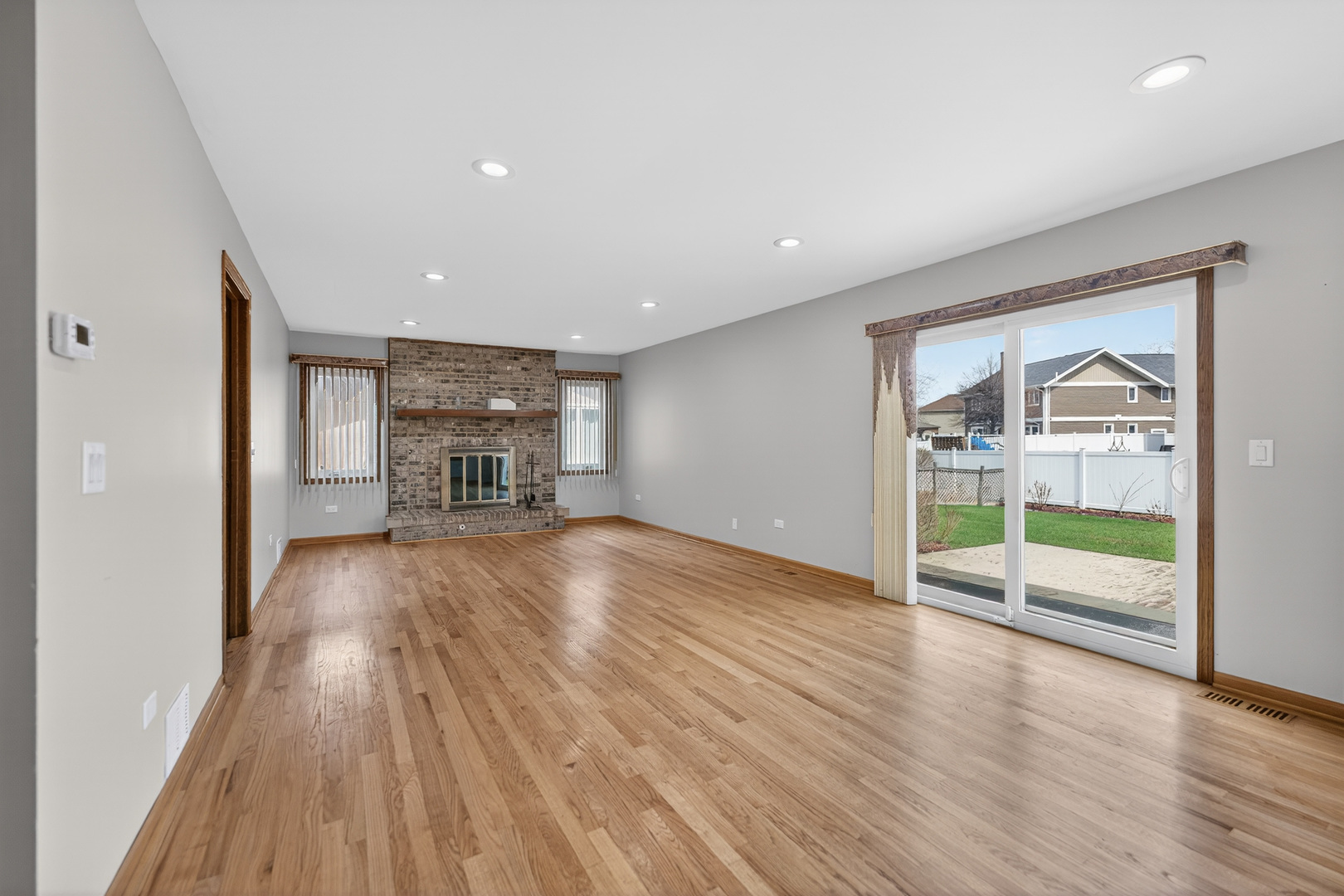 1281 Scarlet Drive Addison, IL 60101 - Photo 14 of 38 a view of livingroom with wooden floor