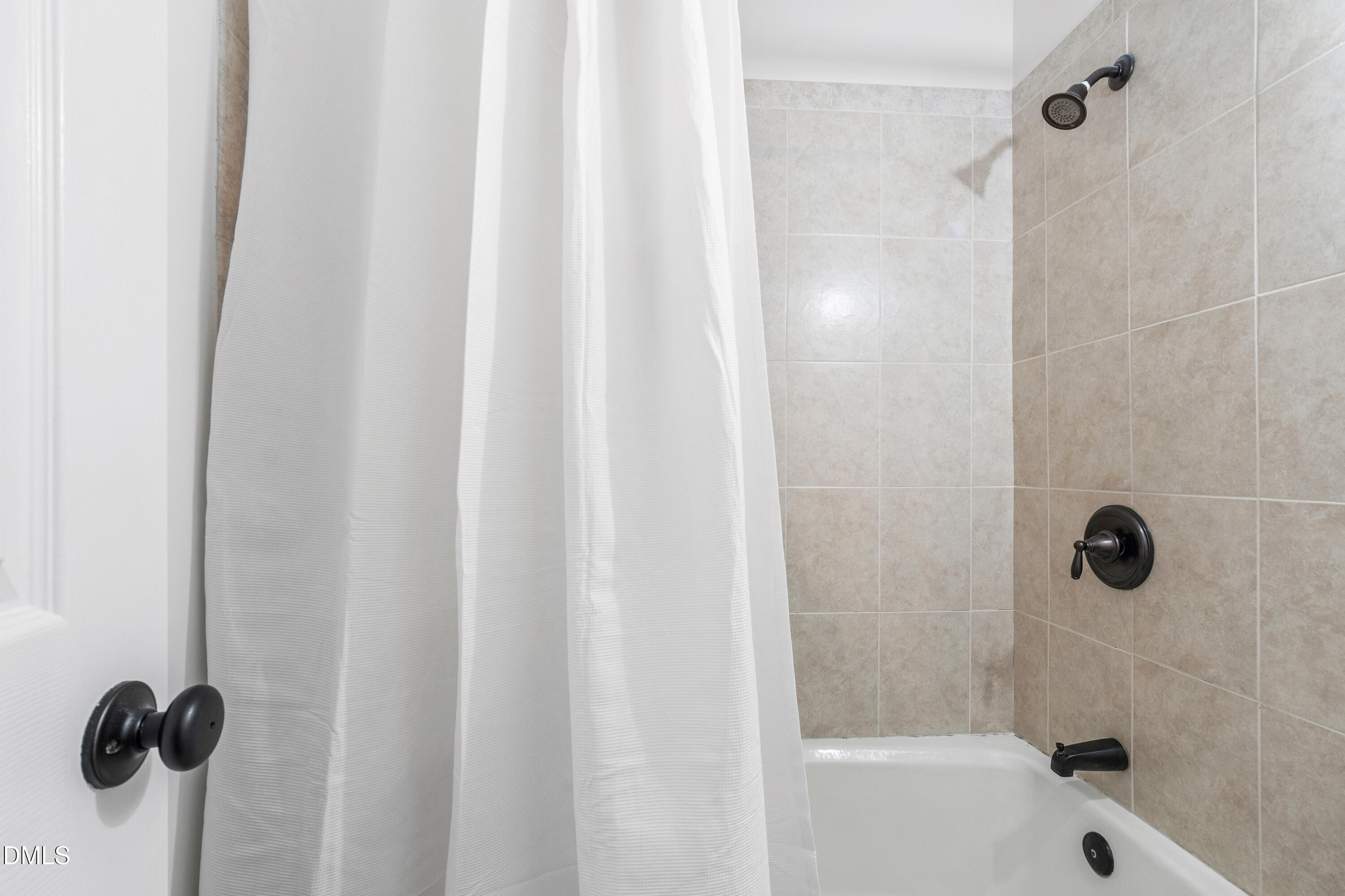 911 Washington Street, Unit 301 Raleigh, NC 27605 - Photo 23 of 54 Washington301-5