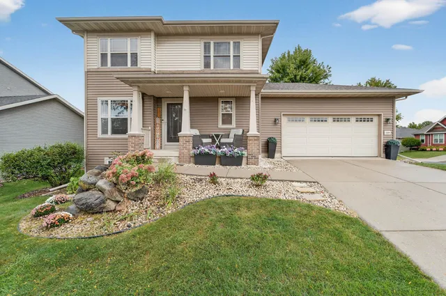 $525,000 | 2610 Koshkonong Way, Sun Prairie, WI 53590
