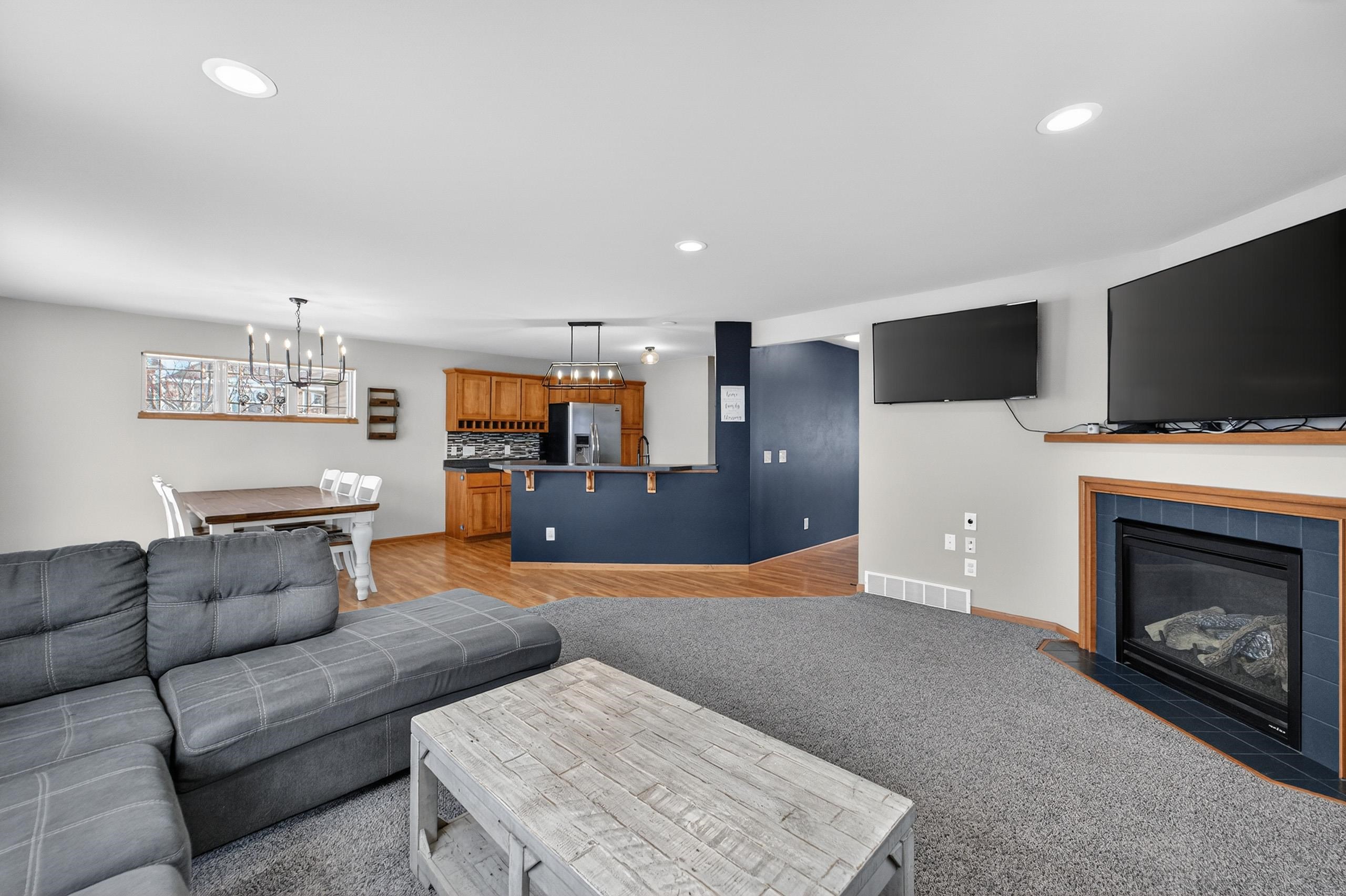 2610 Koshkonong Way Sun Prairie, WI 53590 - Photo 12 of 58