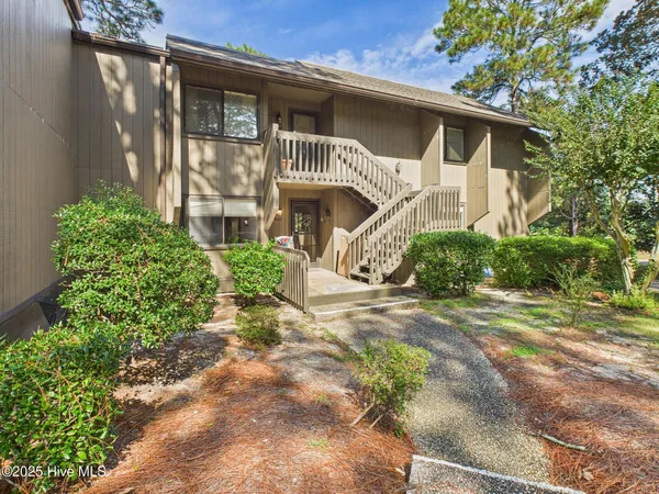 $389,000 | 250 Sugar Gum Lane, Unit 201, Pinehurst, NC 28374