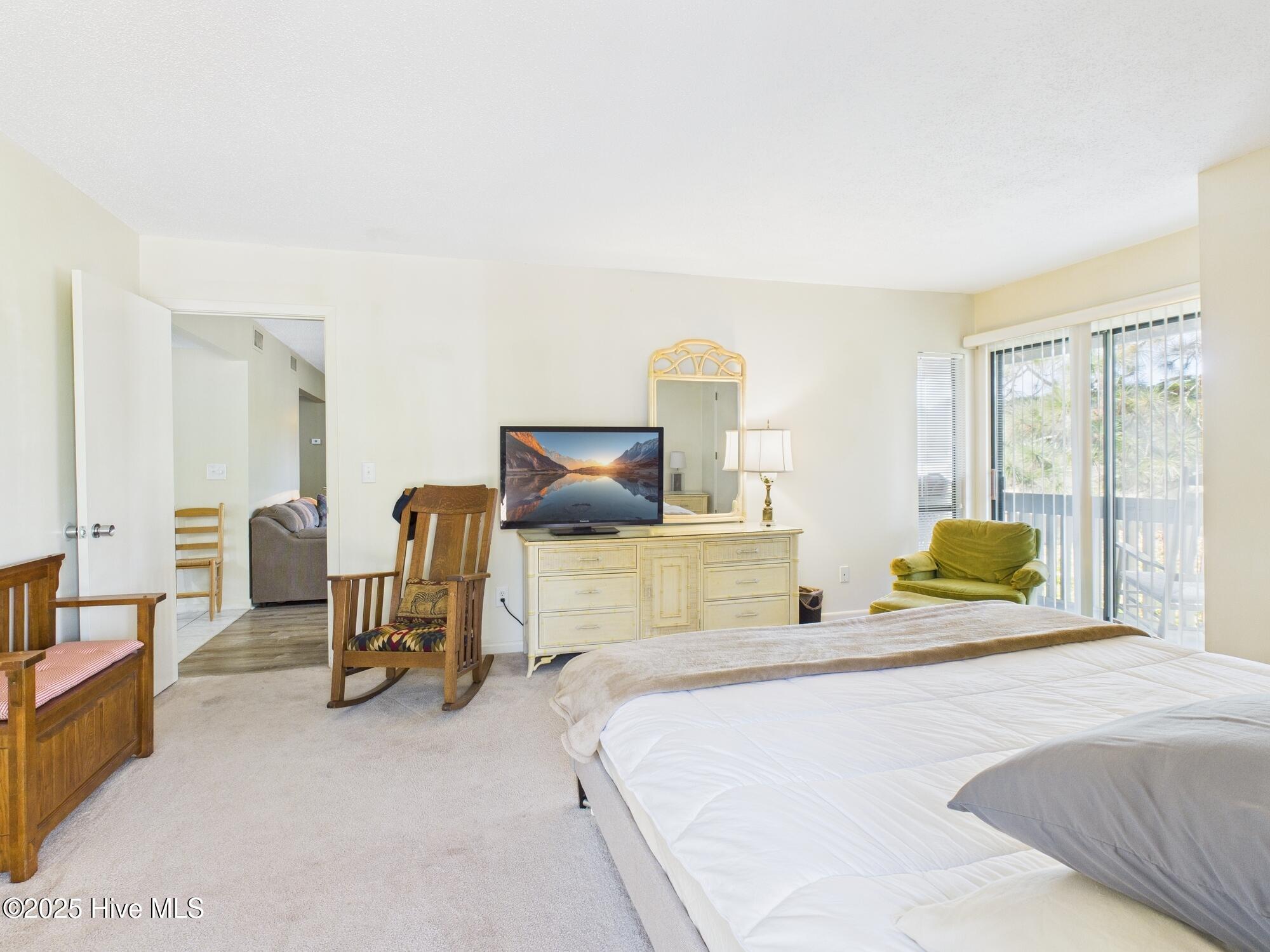 250 Sugar Gum Lane, Unit 201 Pinehurst, NC 28374 - Photo 22 of 40 CAM04094G0-PR0062-STILL031