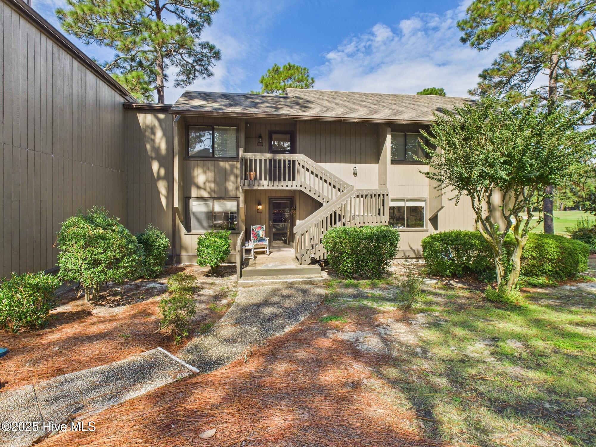 250 Sugar Gum Lane, Unit 201 Pinehurst, NC 28374 - Photo 4 of 40 CAM04094G0-PR0062-STILL005