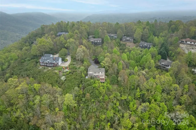 $649,000 | 70 Moor Lane, Brevard, NC 28712