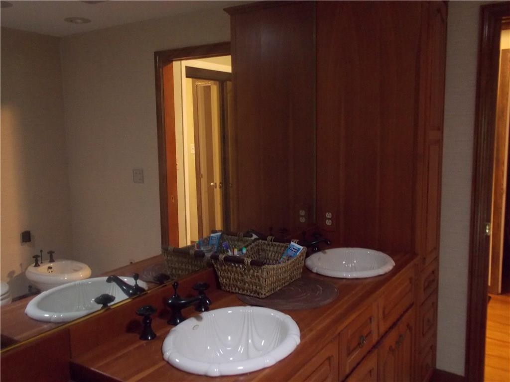 579 Laurel Summit Road Boswell, PA 15531 - Photo 15 of 25 Master Bathroom
