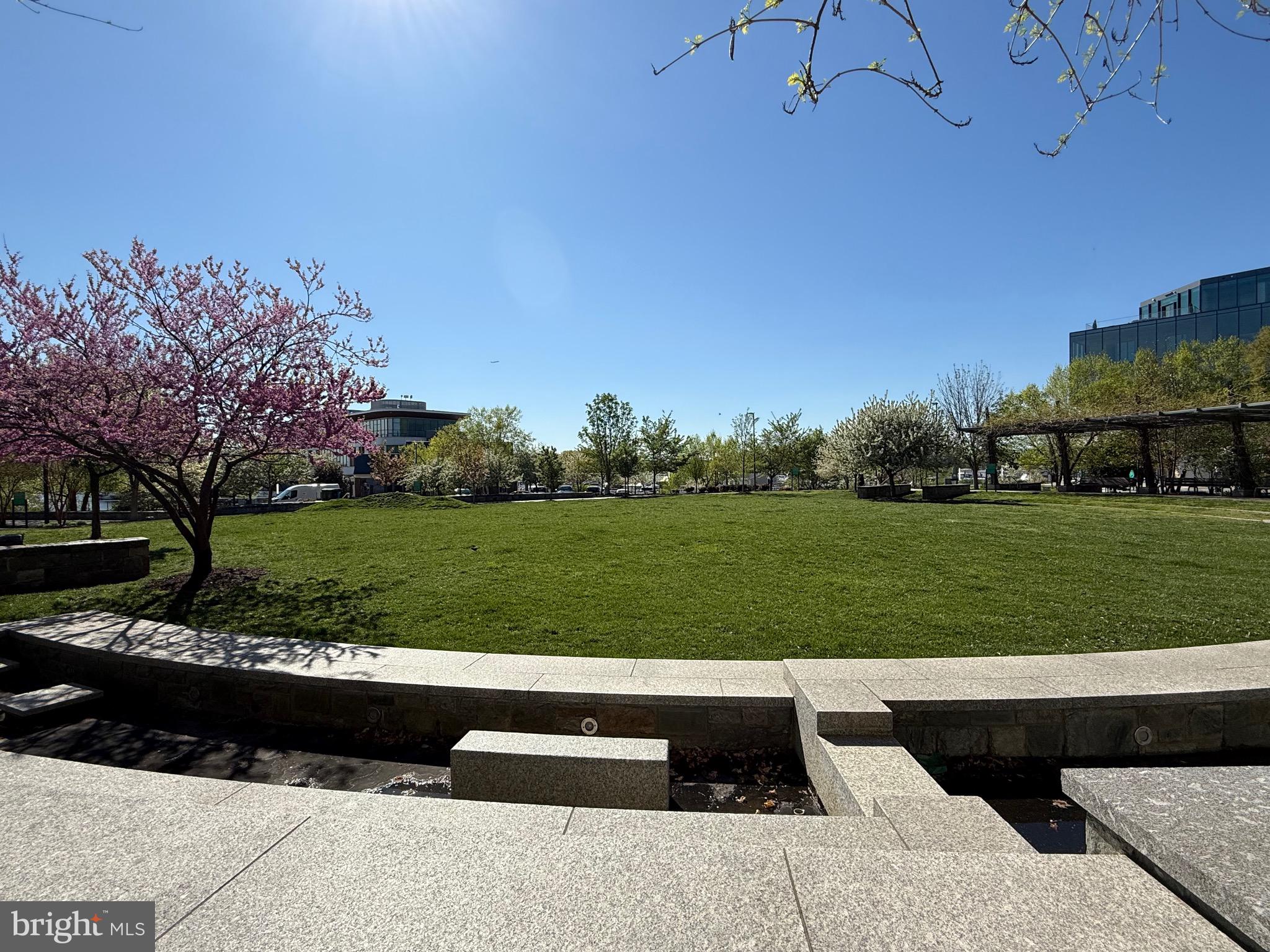 1245 4th Street Southwest, Unit E800 Washington, DC 20024 - Photo 30 of 35 Amazing Grounds