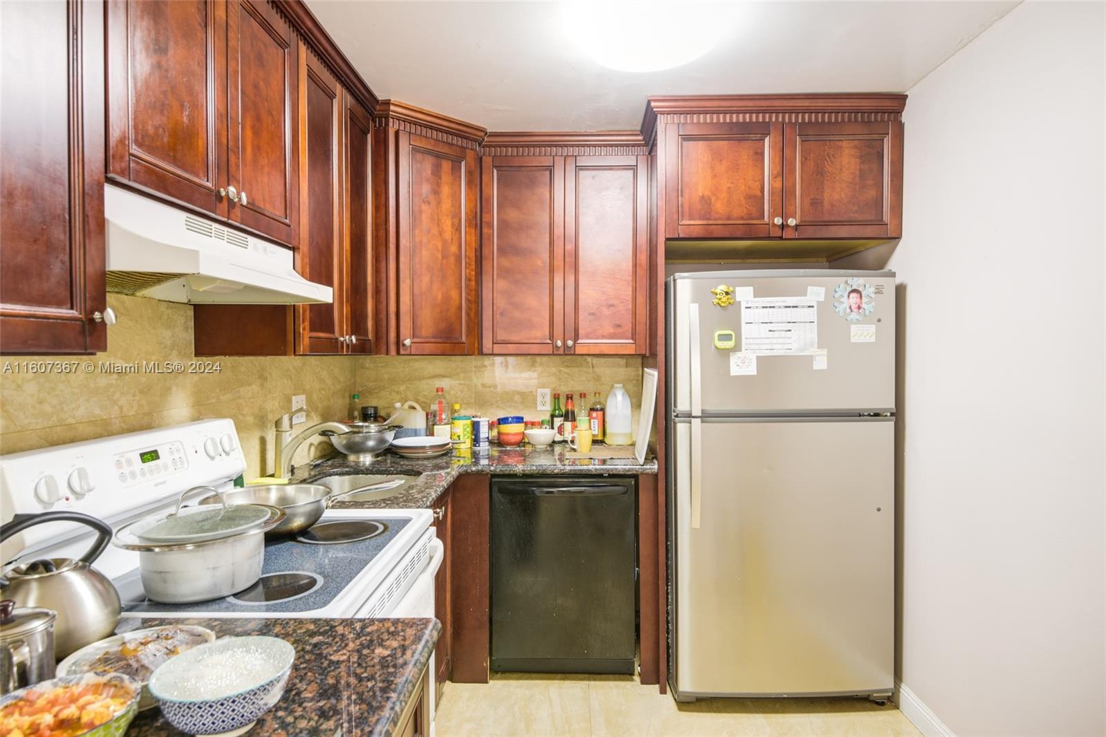 470 Northwest 20th Street, Unit 203 Boca Raton, FL 33431 - Photo 5 of 44 Gallery Image 5