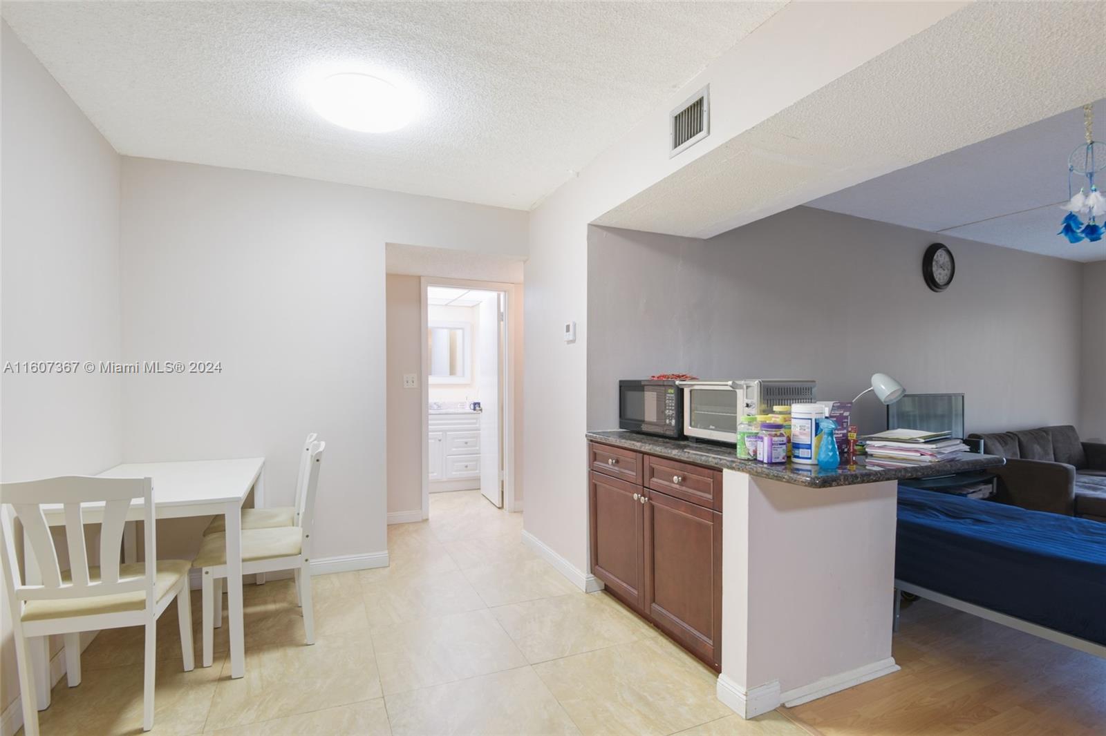470 Northwest 20th Street, Unit 203 Boca Raton, FL 33431 - Photo 7 of 44 Gallery Image 7