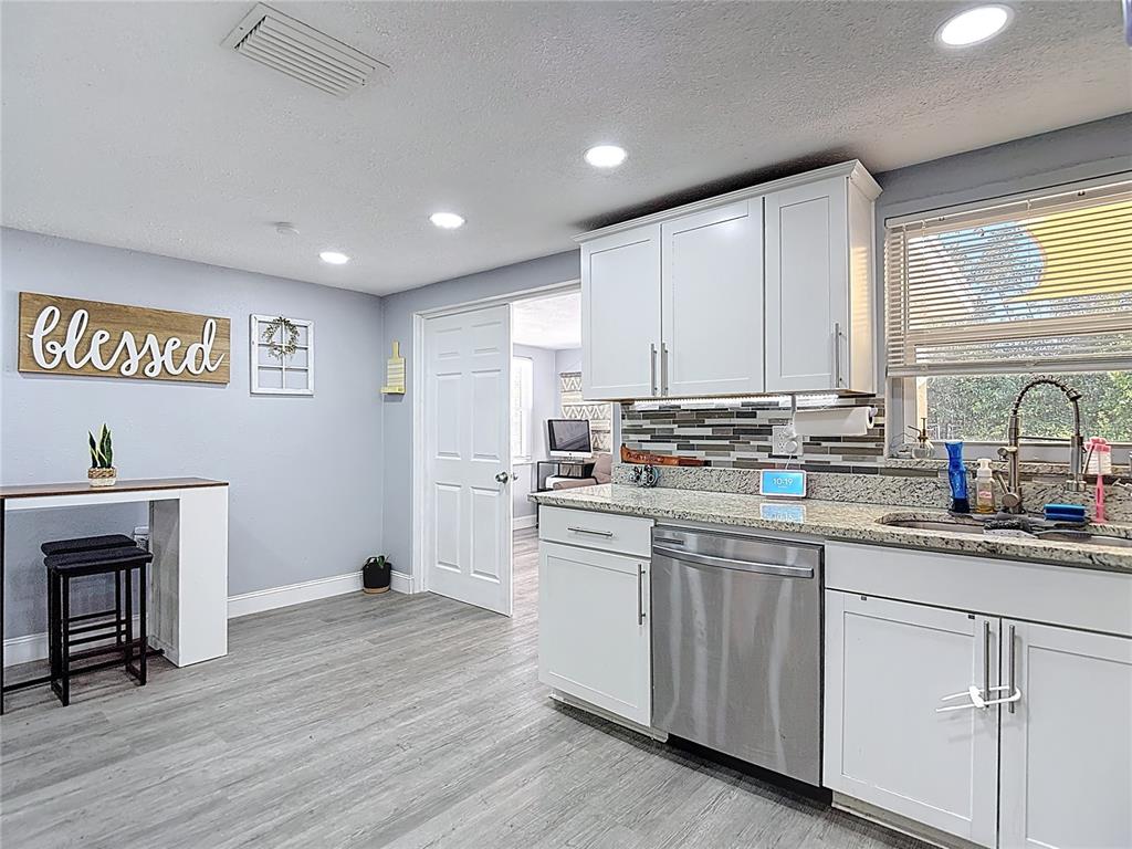 5913 Appletree Road Holiday, FL 34690 - Photo 5 of 12