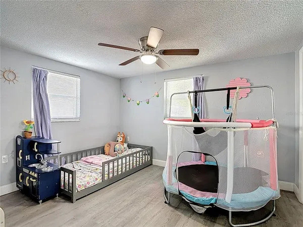 $2,300 | 5913 Appletree Road, Holiday, FL 34690