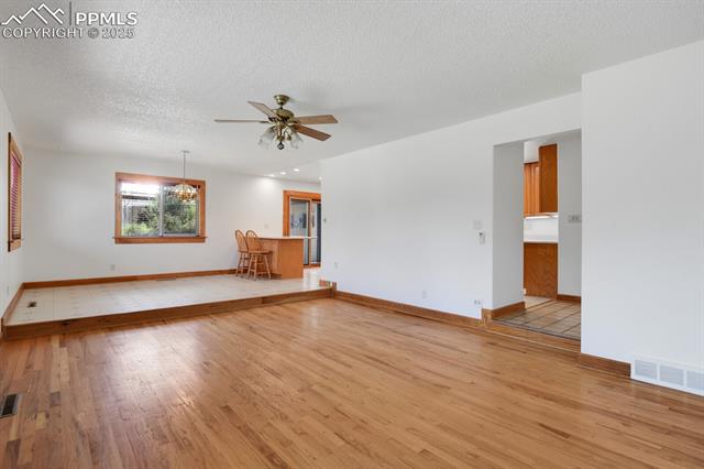 5306 Miranda Road Colorado Springs, CO 80918 - Photo 11 of 39