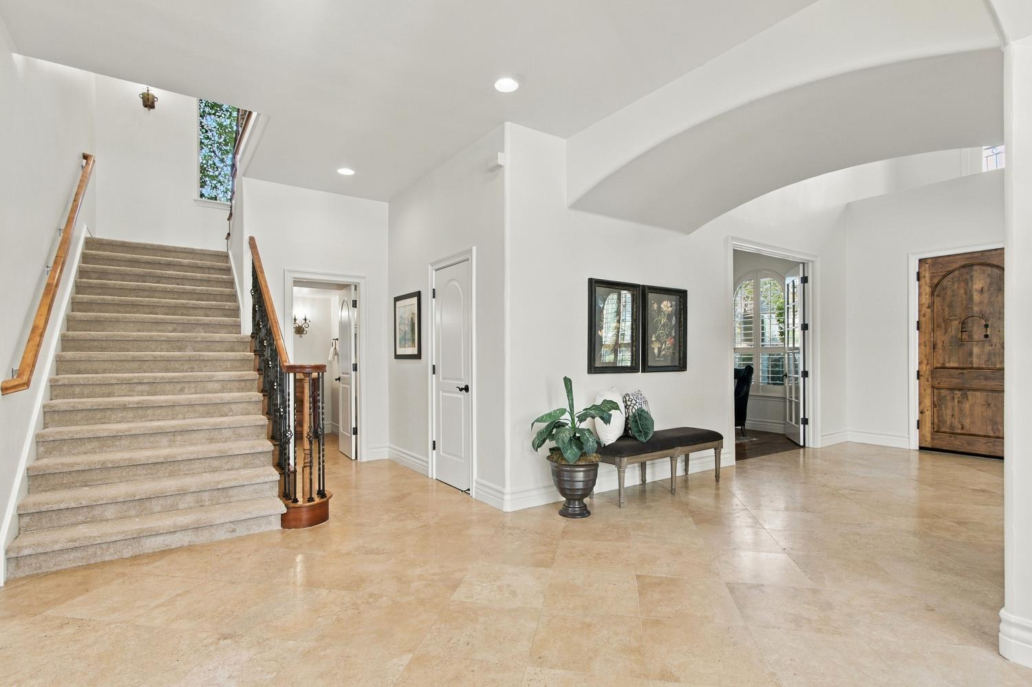 159 Red Ridge Court Folsom, CA 95630 - Photo 8 of 77 Gallery Image 8
