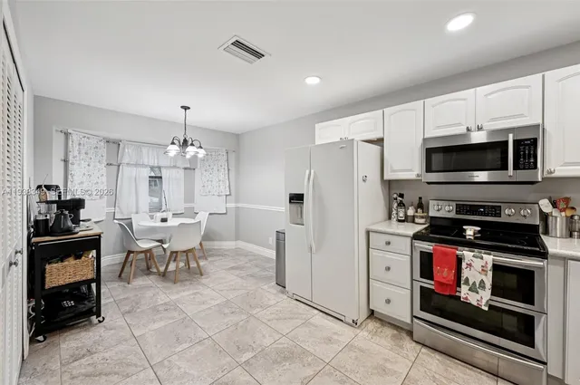 $515,000 | 3373 Deer Creek Lake Shore Drive, Deerfield Beach, FL 33442