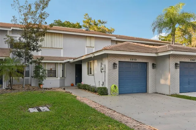 $515,000 | 3373 Deer Creek Lake Shore Drive, Deerfield Beach, FL 33442