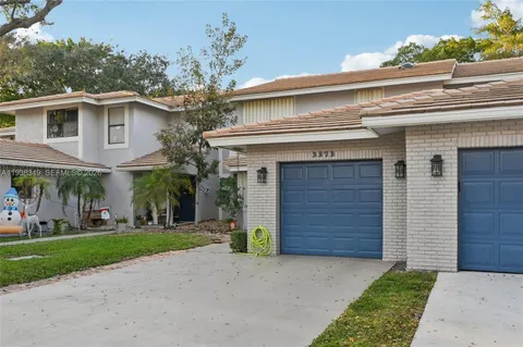 $515,000 | 3373 Deer Creek Lake Shore Drive, Deerfield Beach, FL 33442
