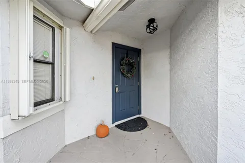 $515,000 | 3373 Deer Creek Lake Shore Drive, Deerfield Beach, FL 33442