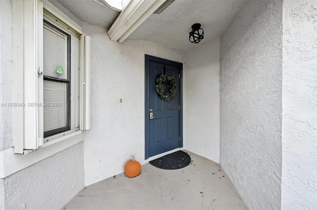 $515,000 | 3373 Deer Creek Lake Shore Drive, Deerfield Beach, FL 33442