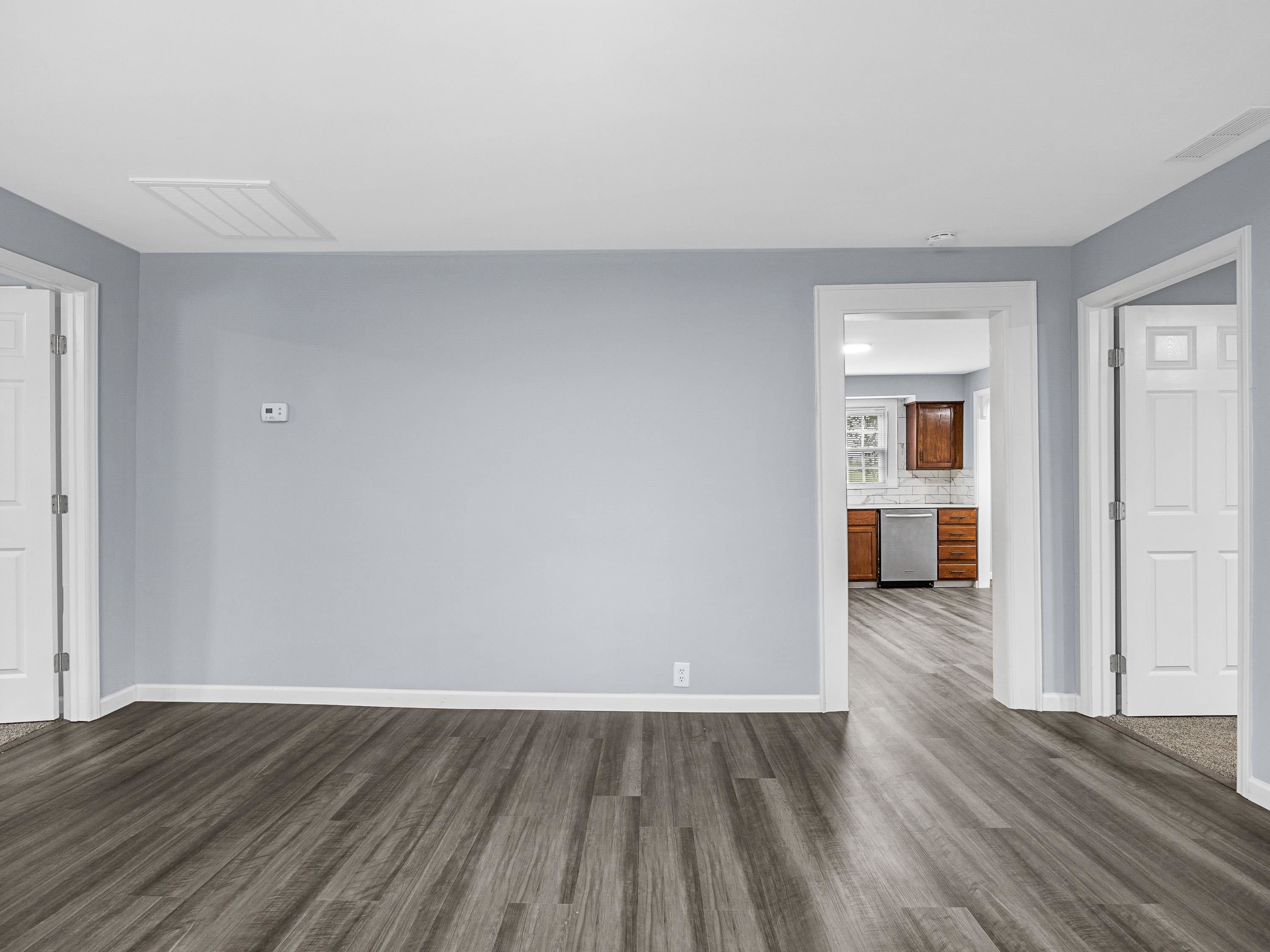 654 Ethel Road Spartanburg, SC 29301 - Photo 8 of 31