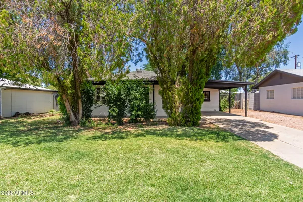 $460,000 | 3526 East Cheery Lynn Road, Phoenix, AZ 85018