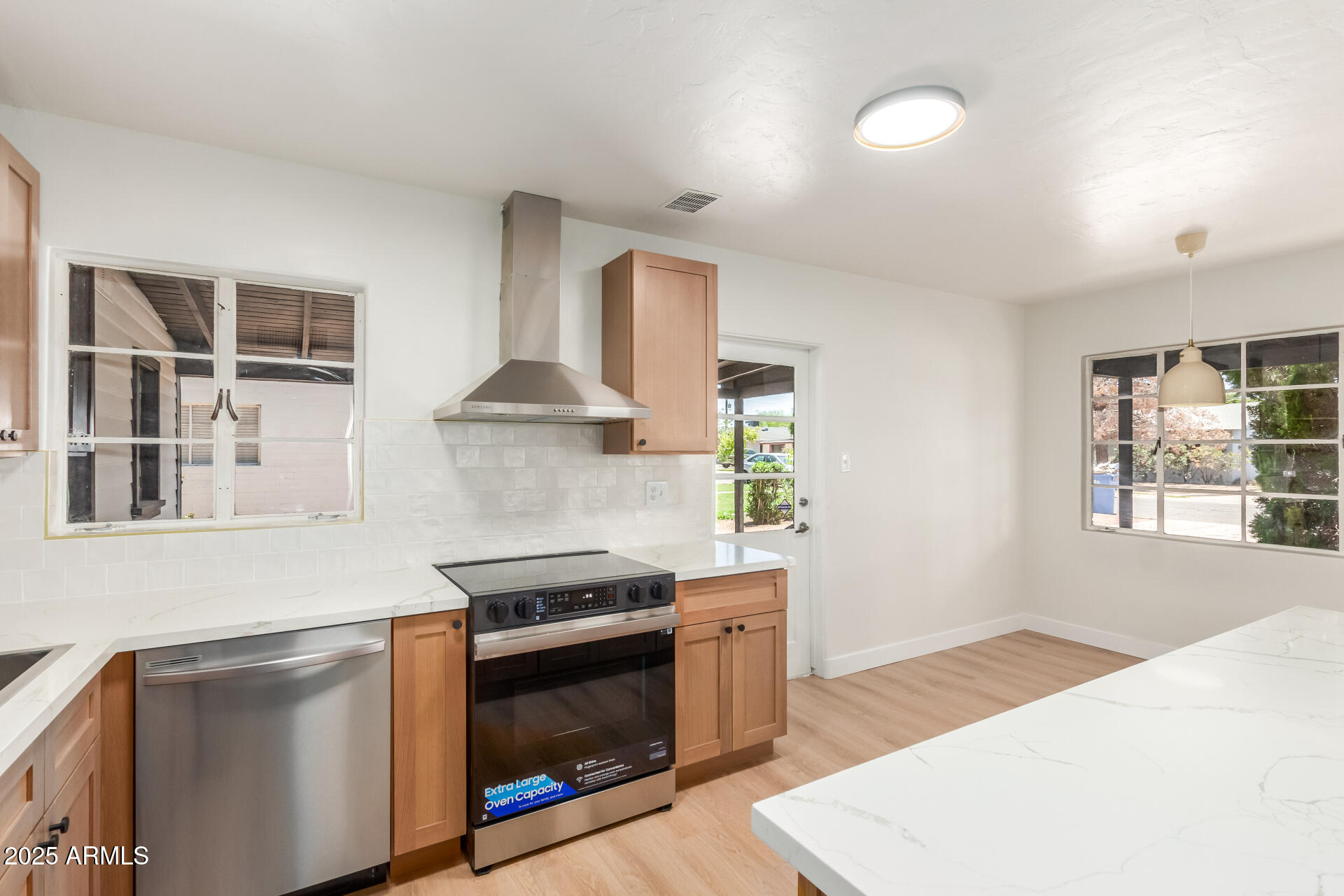 3526 East Cheery Lynn Road Phoenix, AZ 85018 - Photo 14 of 30 14 Cheery Lynn