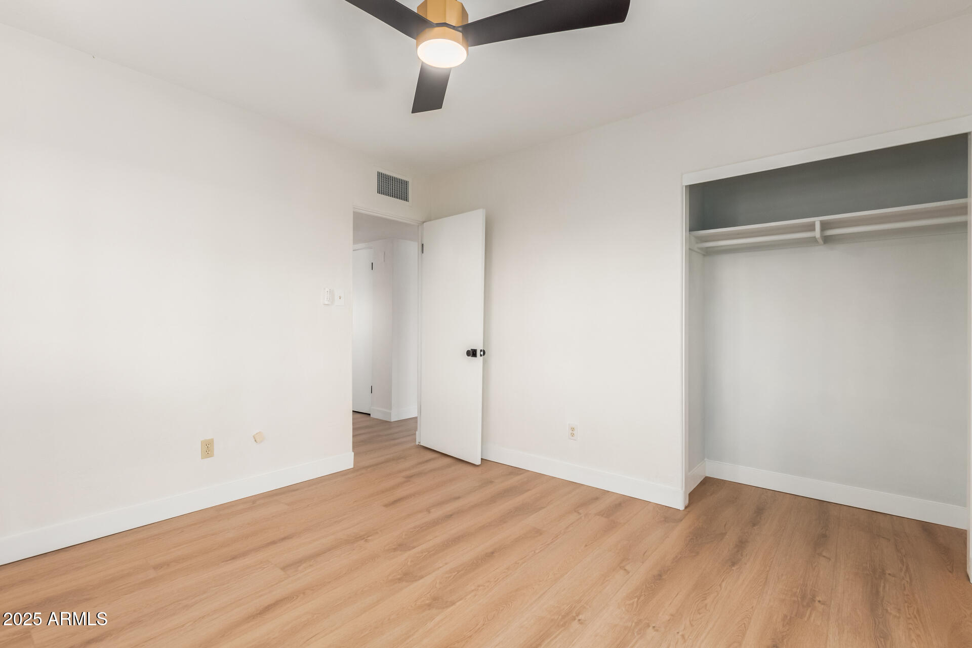 3526 East Cheery Lynn Road Phoenix, AZ 85018 - Photo 16 of 30 16 Cheery Lynn