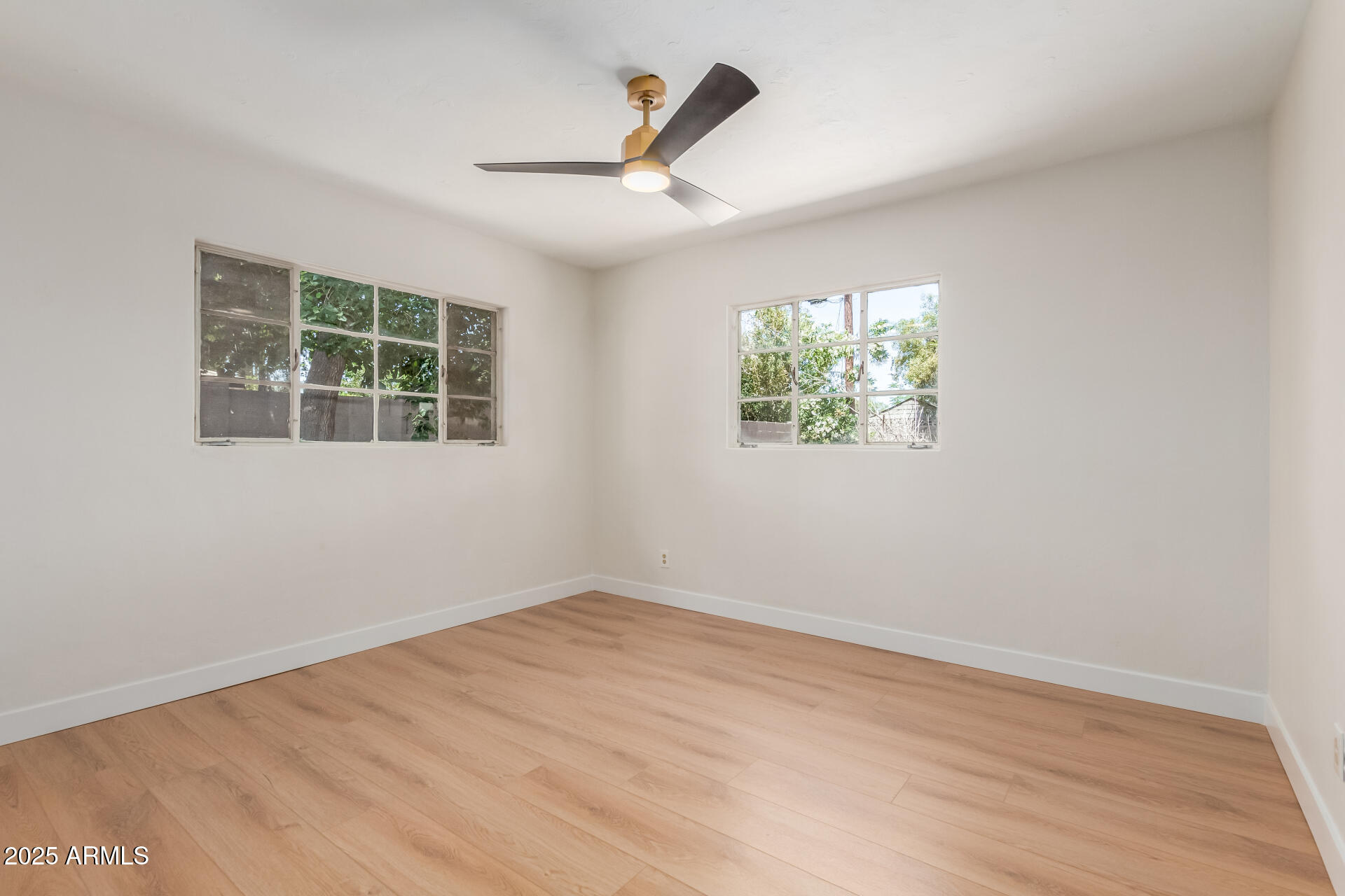 3526 East Cheery Lynn Road Phoenix, AZ 85018 - Photo 18 of 30 18 Cheery Lynn