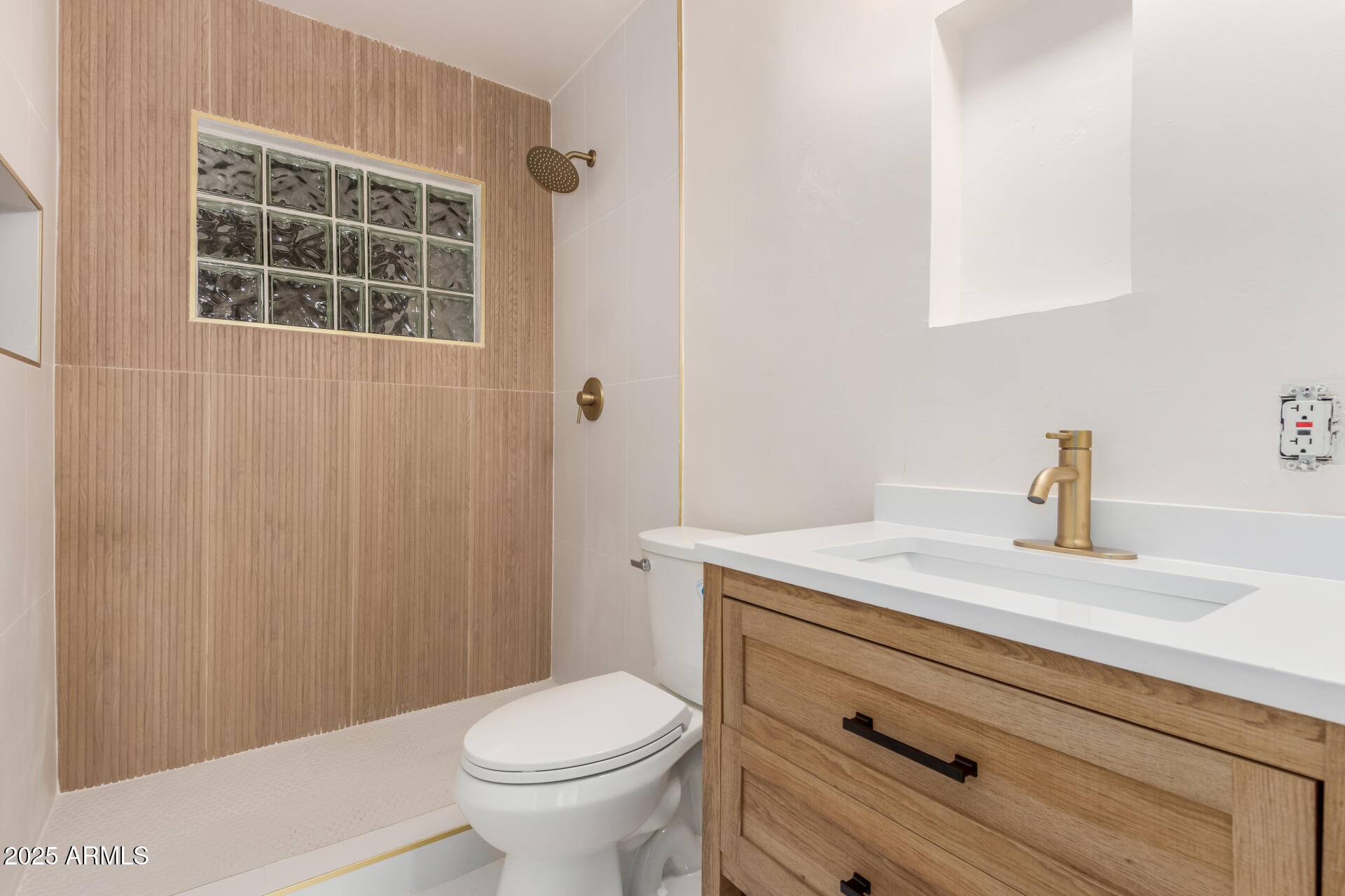 3526 East Cheery Lynn Road Phoenix, AZ 85018 - Photo 19 of 30 19 Cheery Lynn