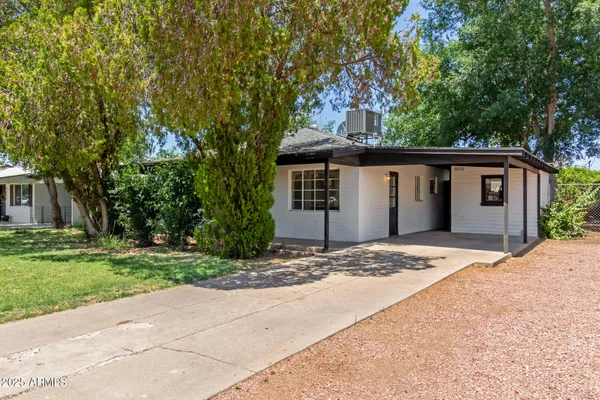 $460,000 | 3526 East Cheery Lynn Road, Phoenix, AZ 85018