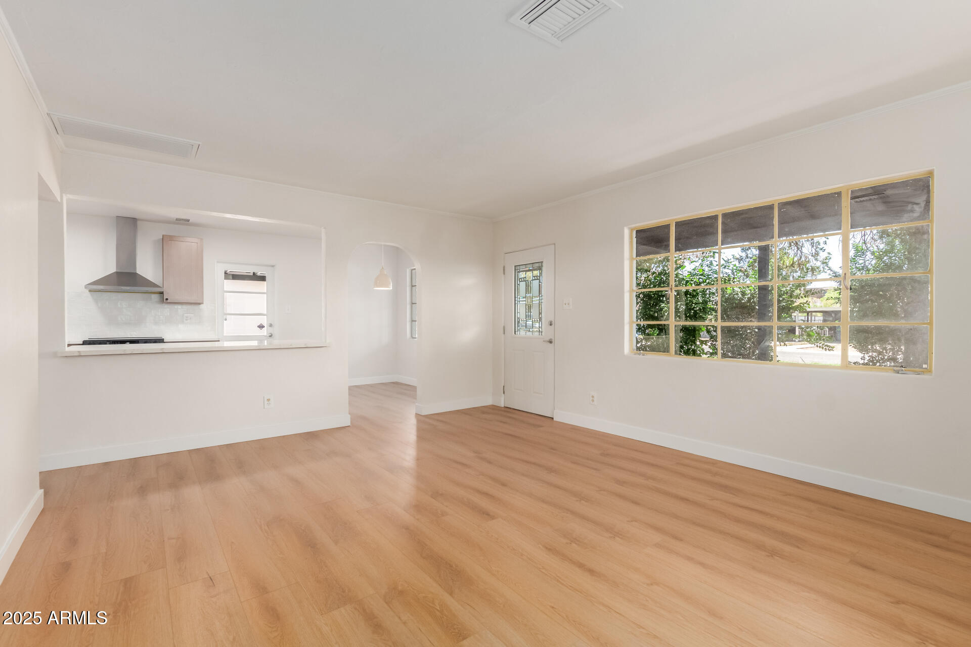 3526 East Cheery Lynn Road Phoenix, AZ 85018 - Photo 10 of 30 10 Cheery Lynn