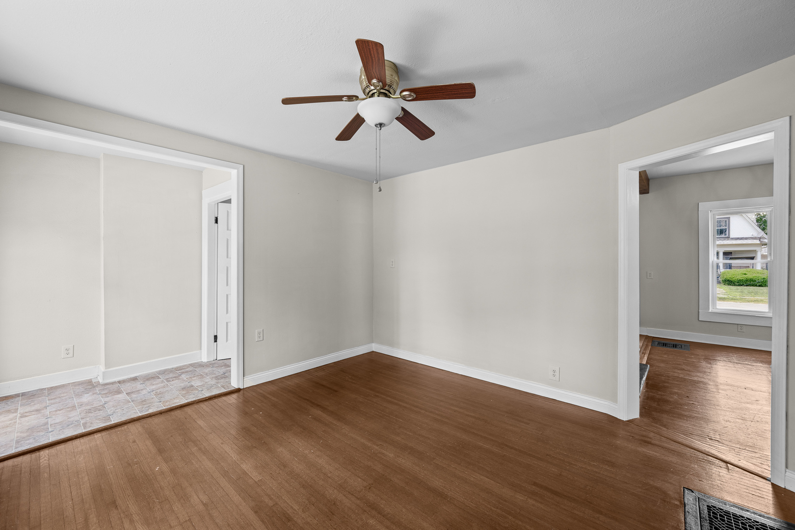 1202 20th Avenue Viola, IL 61486 - Photo 28 of 50 wooden floor in an empty room with a window