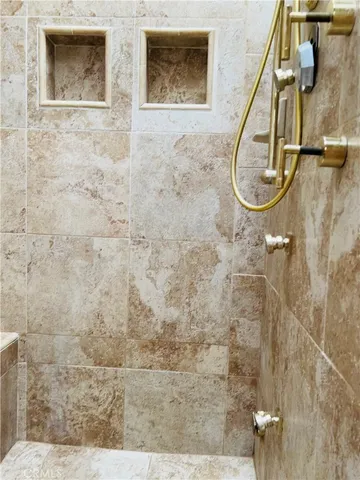 a view of a back yard of the house