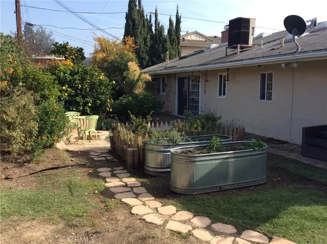 $4,400 | 1429 East Albion Lane, Orange, CA 92866
