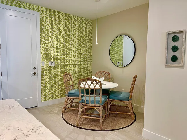 a view of a livingroom with furniture