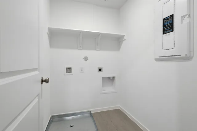 $2,300 | 15317 Dapple Blf Lane, Conroe, TX 77302