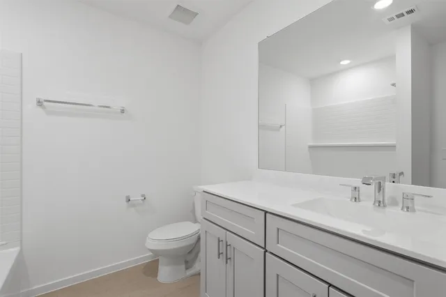 $2,300 | 15317 Dapple Blf Lane, Conroe, TX 77302