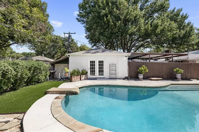 $915,000 | 6211 Marquita Avenue, Dallas, TX 75214