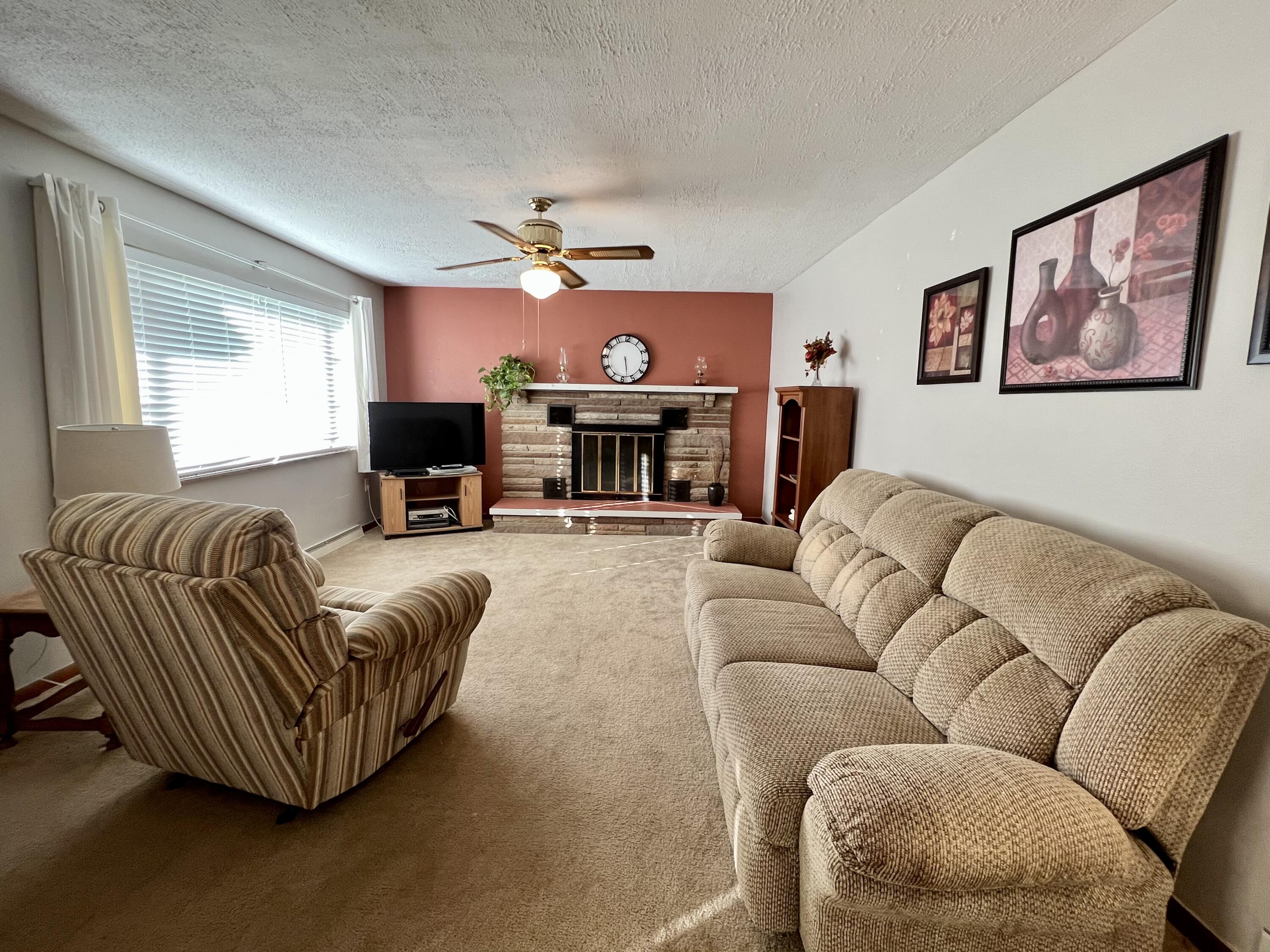 4212 Upper Valley Springfield, OH 45502 - Photo 5 of 40