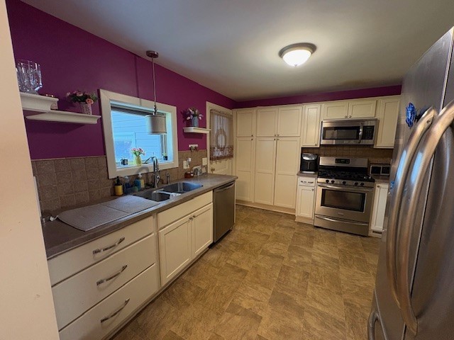 127 Belknap Street Rochester, NY 14606 - Photo 3 of 18 1st floor kitchen