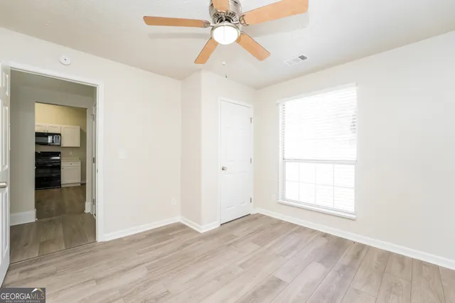 $2,005 | 1407 Bridgewater Branch, Stone Mountain, GA 30088