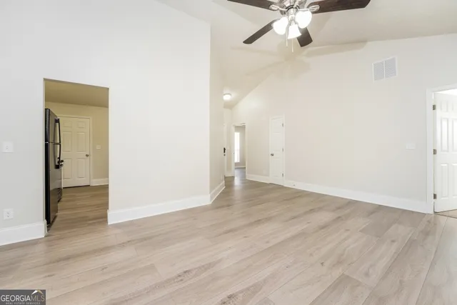 $2,005 | 1407 Bridgewater Branch, Stone Mountain, GA 30088