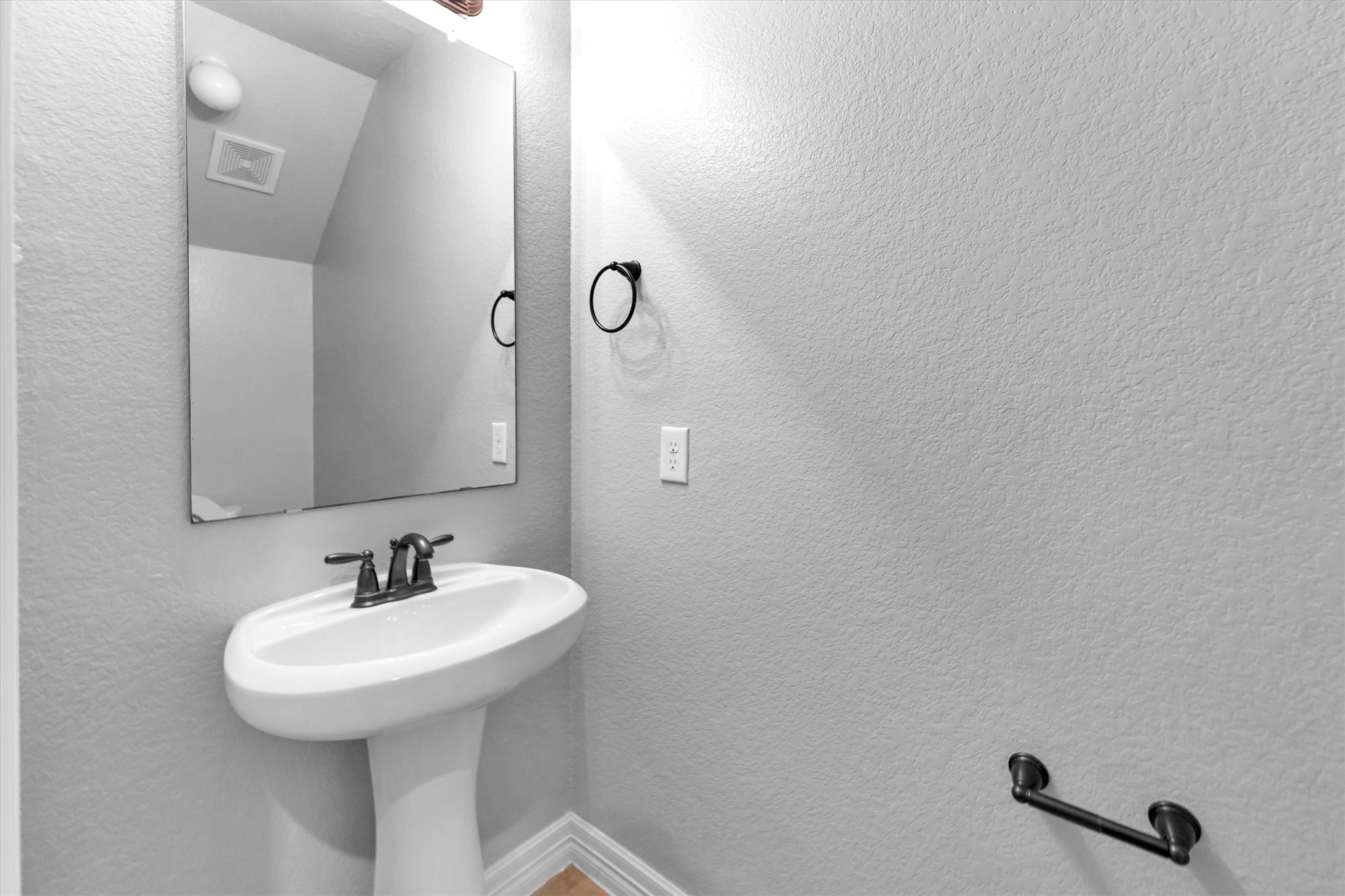 255 New Harmony Trail Spring, TX 77389 - Photo 32 of 37