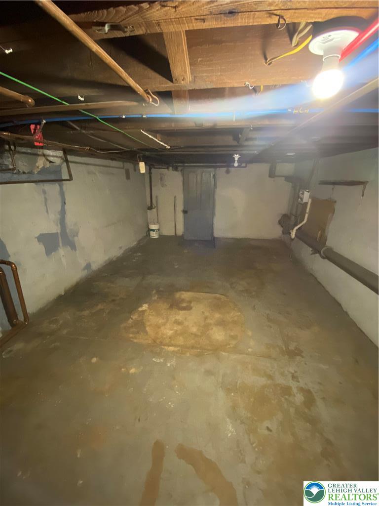 948 West Maple Street Allentown, PA 18101 - Photo 20 of 24