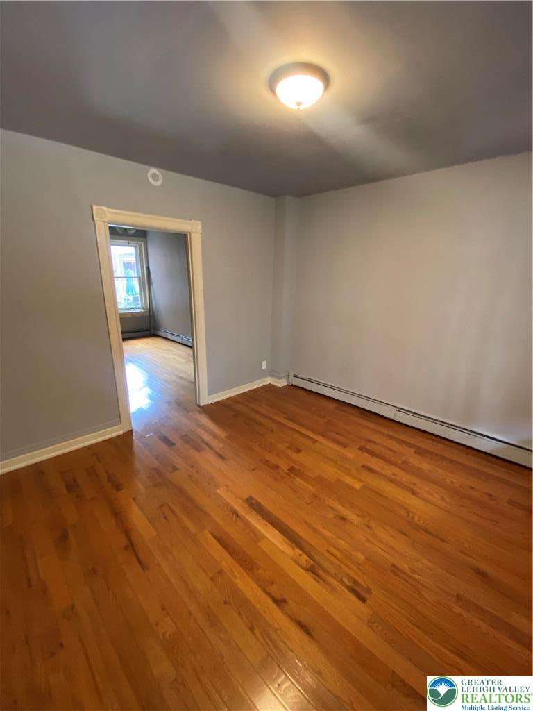 948 West Maple Street Allentown, PA 18101 - Photo 2 of 24