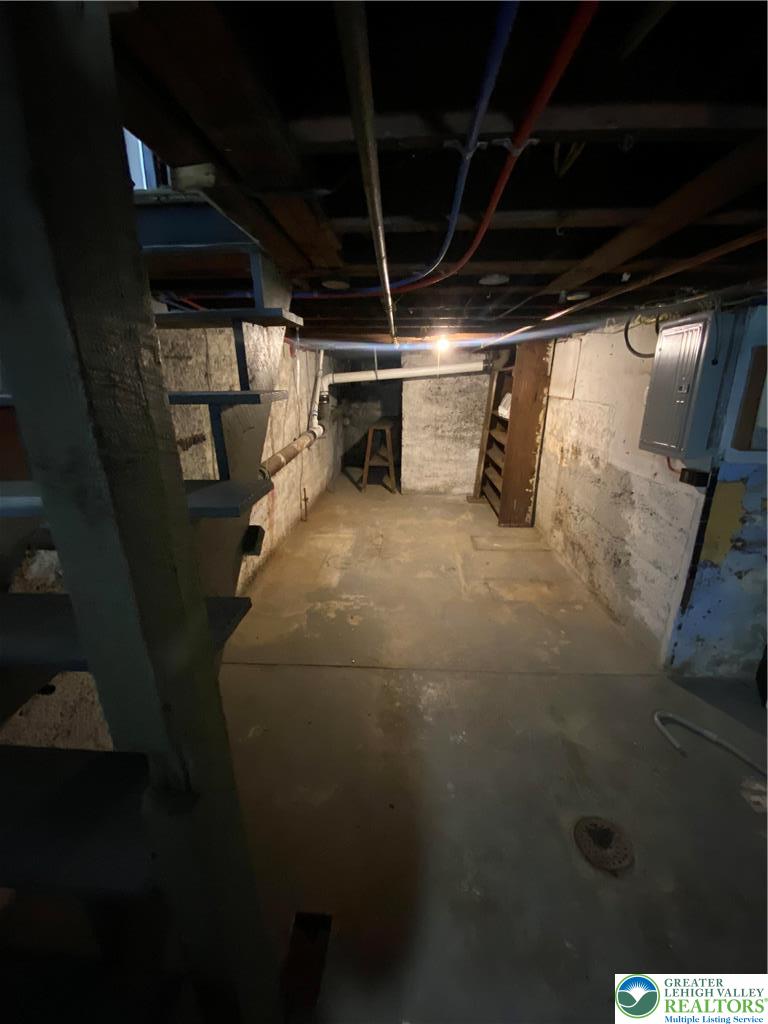 948 West Maple Street Allentown, PA 18101 - Photo 23 of 24