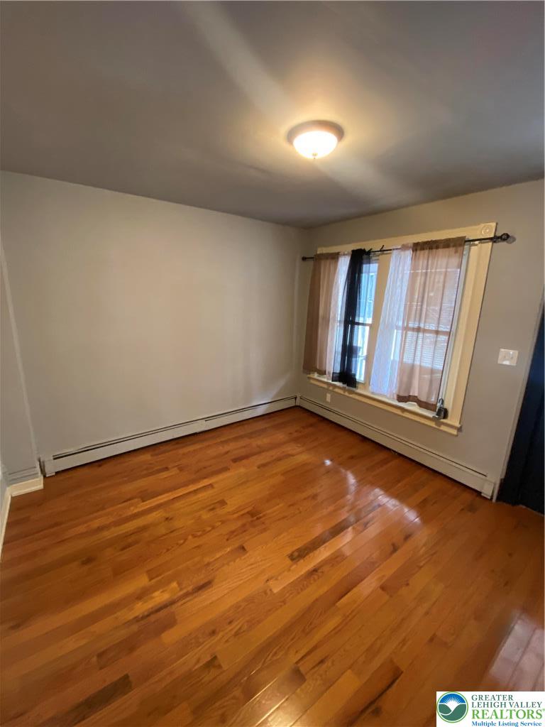 948 West Maple Street Allentown, PA 18101 - Photo 3 of 24